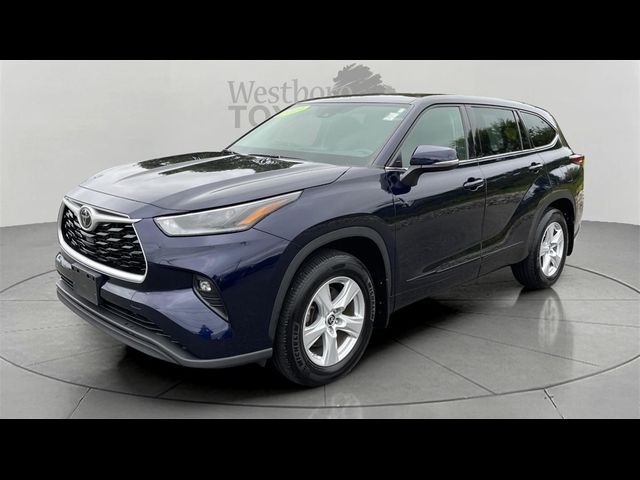 2021 Toyota Highlander LE