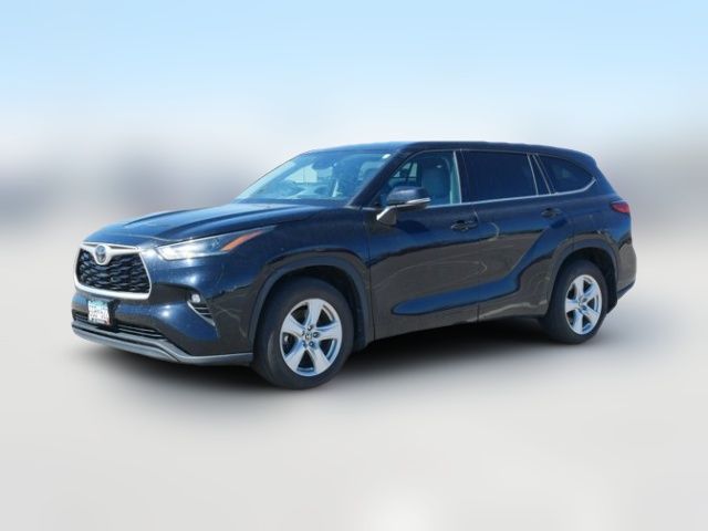 2021 Toyota Highlander LE