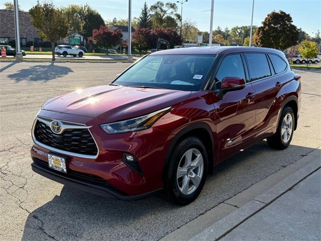 2021 Toyota Highlander LE