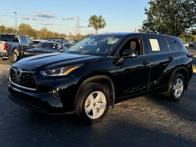 2021 Toyota Highlander LE