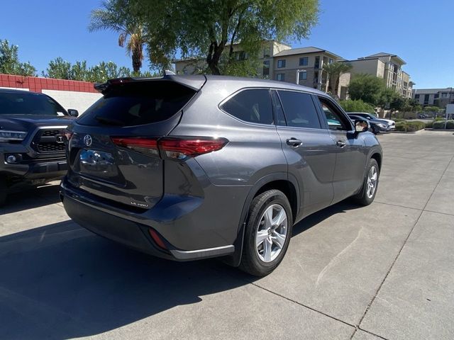 2021 Toyota Highlander LE