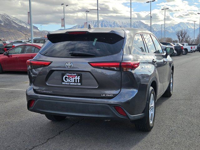 2021 Toyota Highlander LE