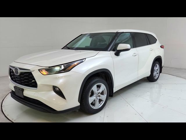 2021 Toyota Highlander LE