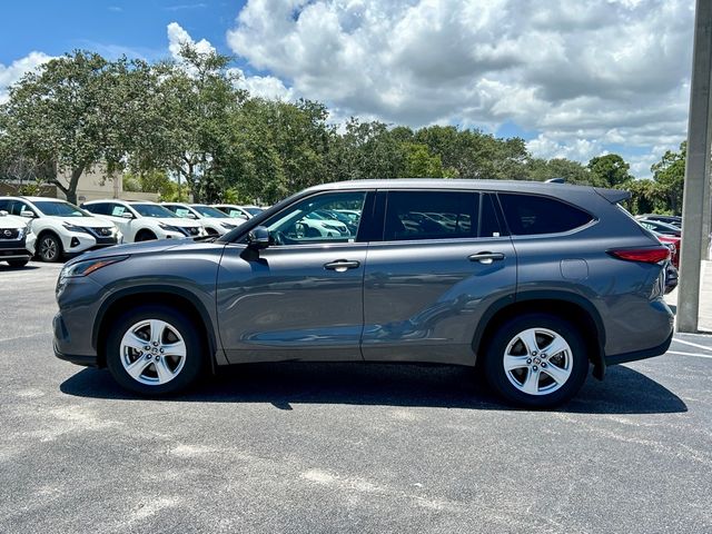 2021 Toyota Highlander LE