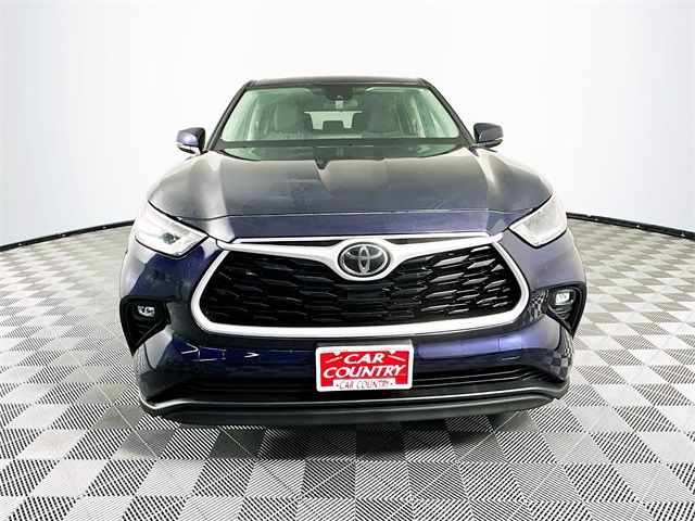 2021 Toyota Highlander LE