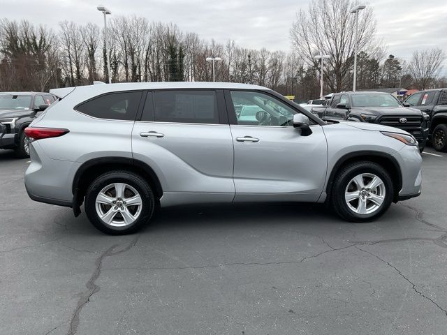 2021 Toyota Highlander LE