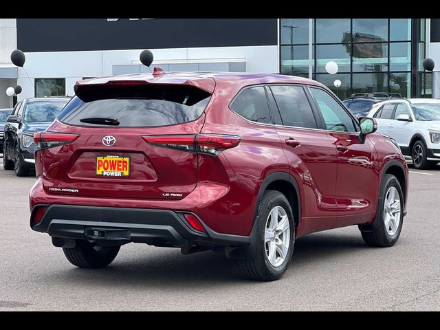 2021 Toyota Highlander LE