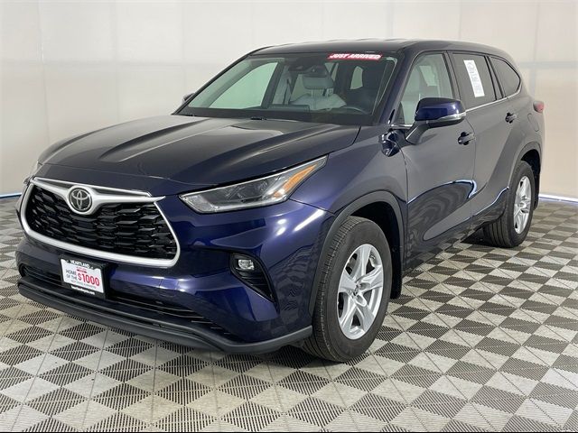 2021 Toyota Highlander LE