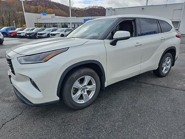 2021 Toyota Highlander LE