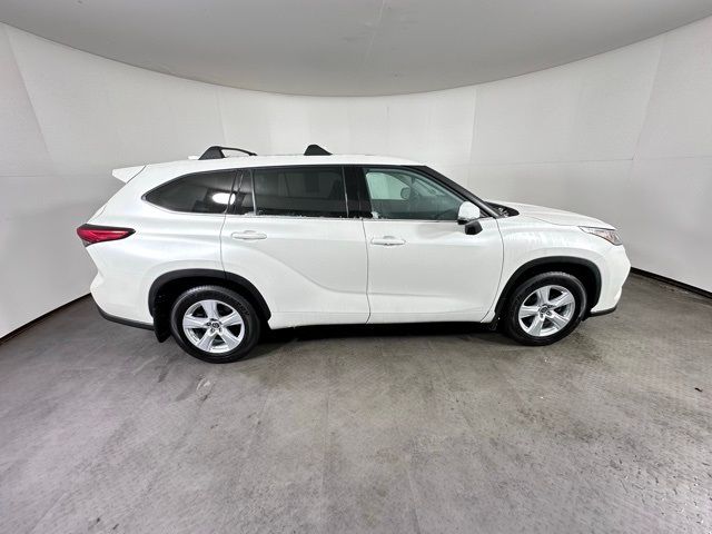 2021 Toyota Highlander LE