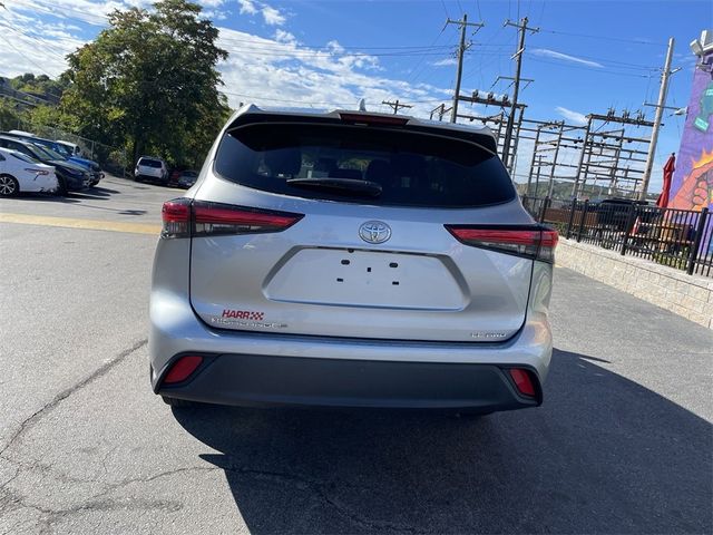 2021 Toyota Highlander LE