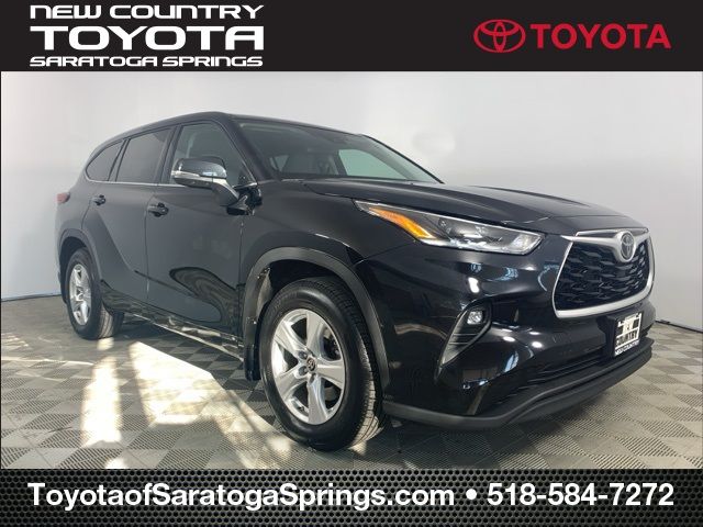 2021 Toyota Highlander LE