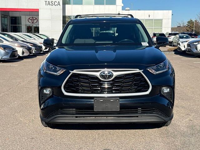 2021 Toyota Highlander LE