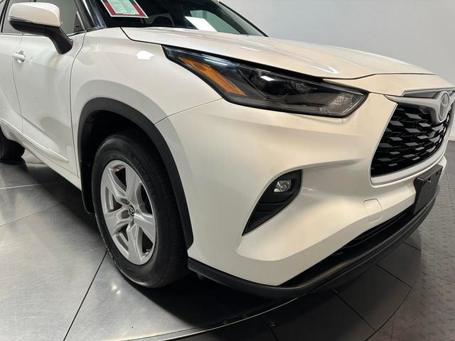 2021 Toyota Highlander LE