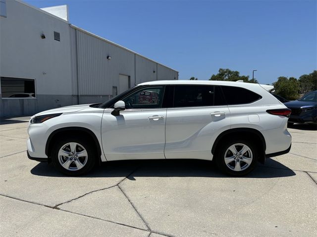 2021 Toyota Highlander LE