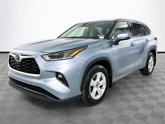 2021 Toyota Highlander LE