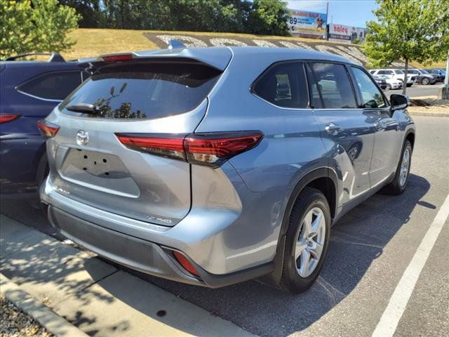 2021 Toyota Highlander LE