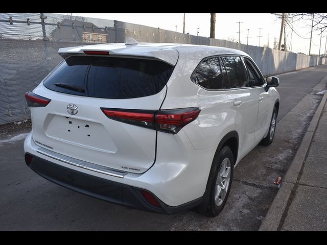 2021 Toyota Highlander LE