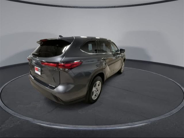 2021 Toyota Highlander LE