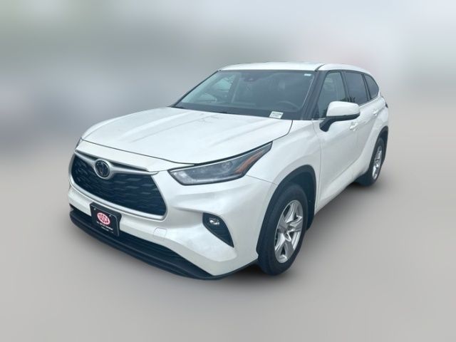 2021 Toyota Highlander LE