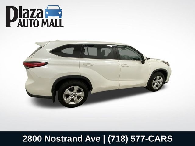 2021 Toyota Highlander LE