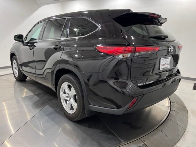 2021 Toyota Highlander LE