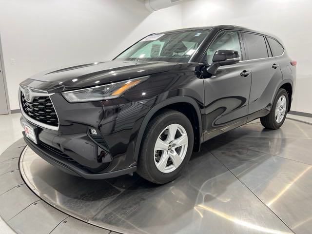 2021 Toyota Highlander LE