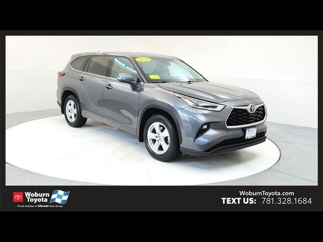 2021 Toyota Highlander LE