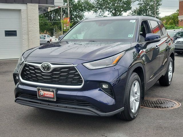 2021 Toyota Highlander LE