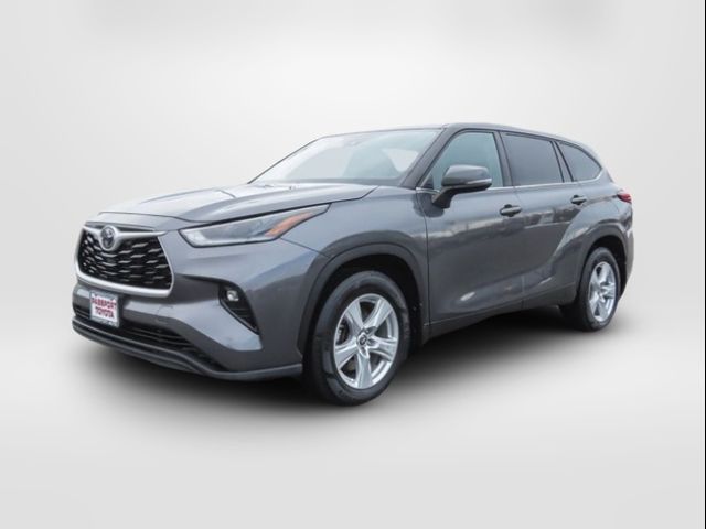 2021 Toyota Highlander LE