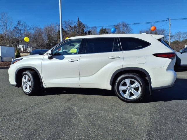 2021 Toyota Highlander LE