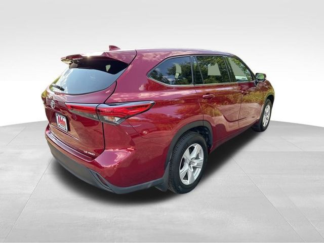 2021 Toyota Highlander LE