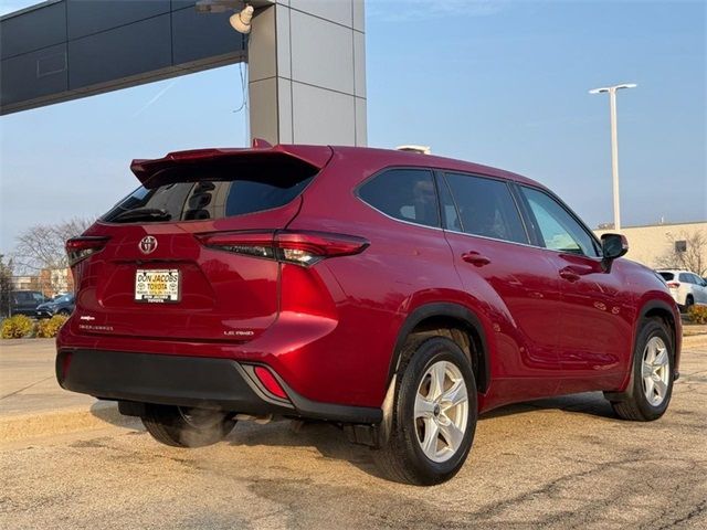 2021 Toyota Highlander LE