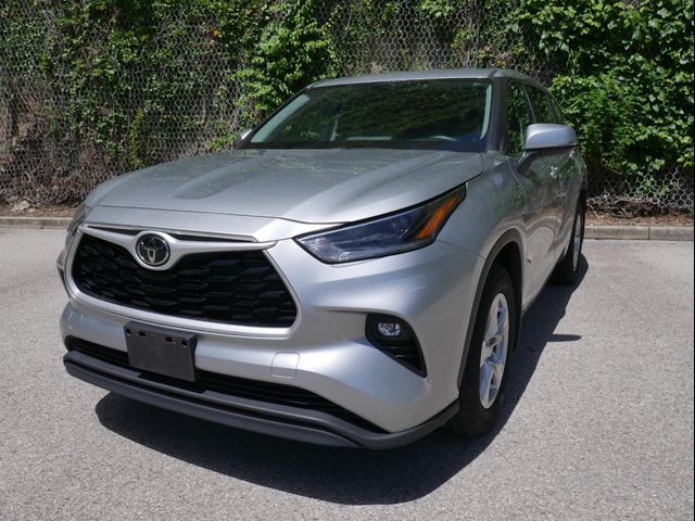 2021 Toyota Highlander LE