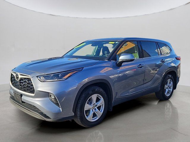 2021 Toyota Highlander LE