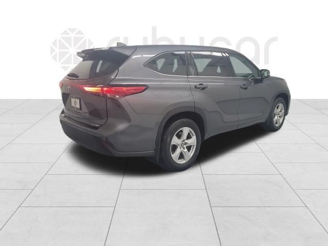 2021 Toyota Highlander LE