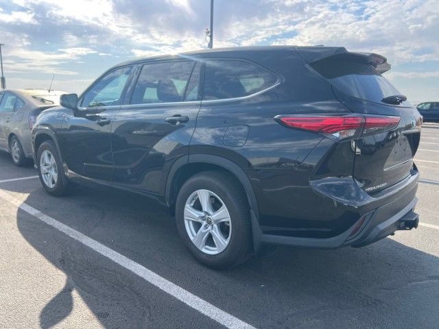 2021 Toyota Highlander LE