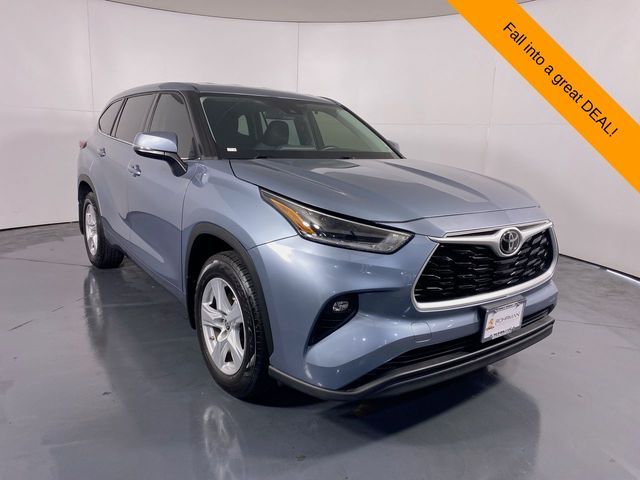 2021 Toyota Highlander LE