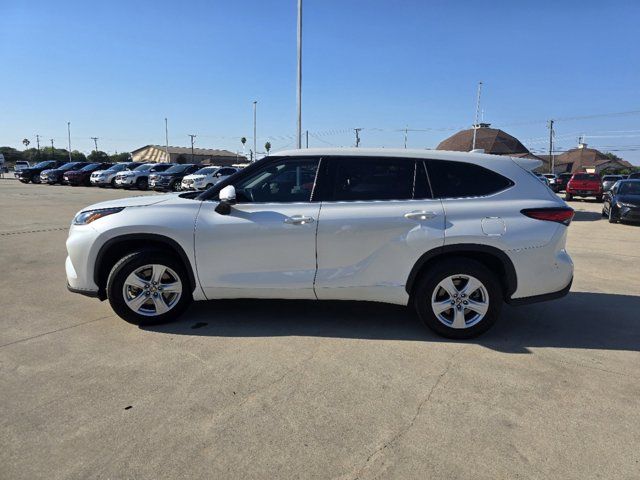 2021 Toyota Highlander LE