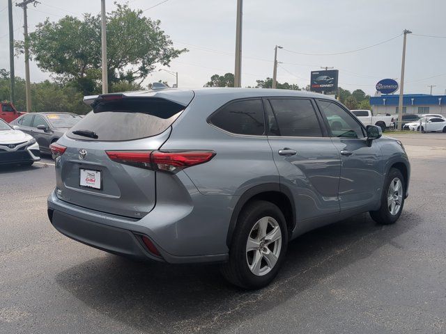 2021 Toyota Highlander LE