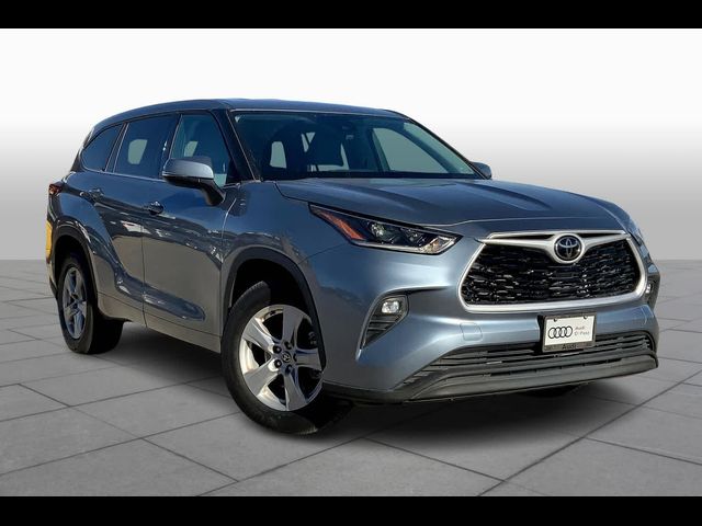 2021 Toyota Highlander LE