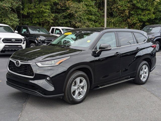 2021 Toyota Highlander LE