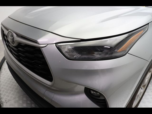 2021 Toyota Highlander LE