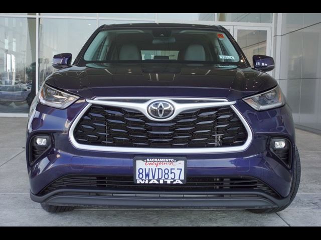 2021 Toyota Highlander LE