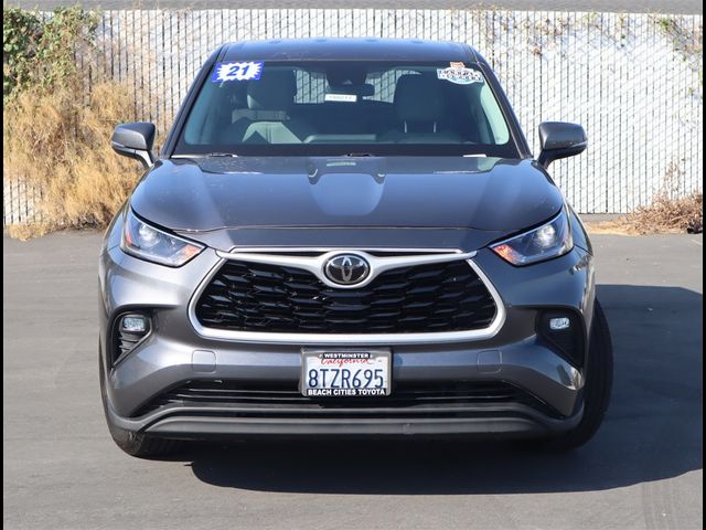 2021 Toyota Highlander LE