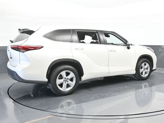 2021 Toyota Highlander LE