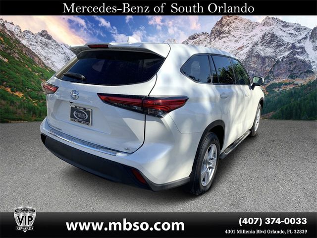 2021 Toyota Highlander LE