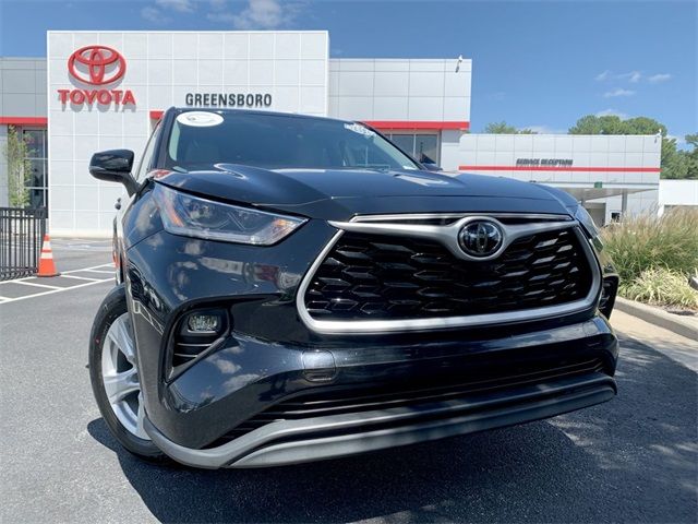 2021 Toyota Highlander LE