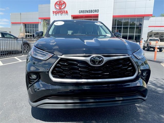 2021 Toyota Highlander LE