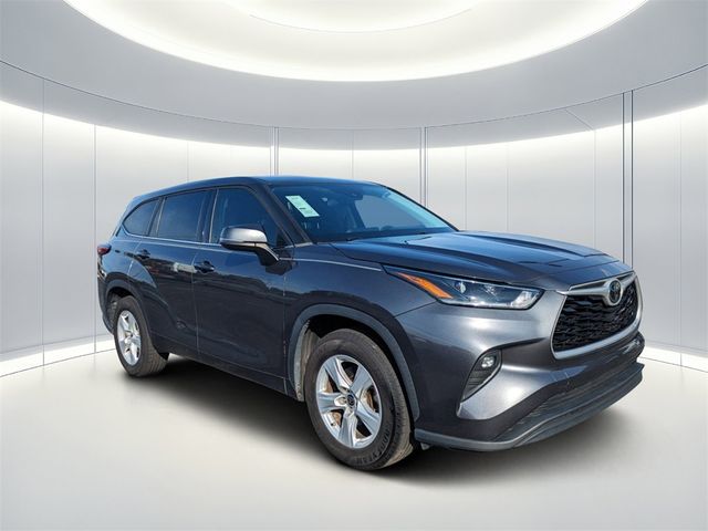 2021 Toyota Highlander LE